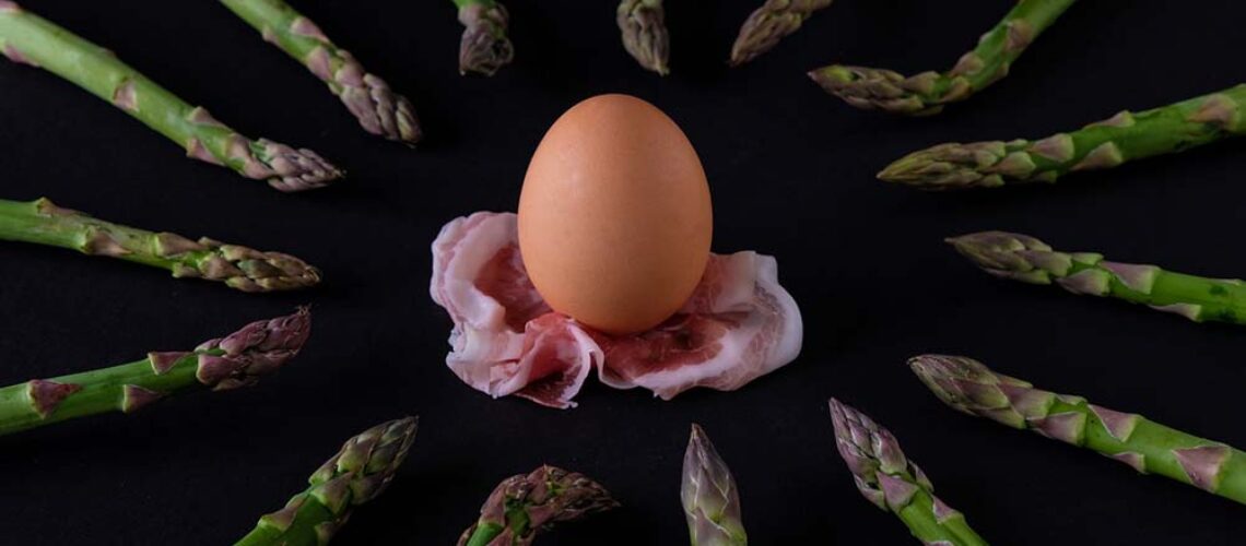 Il Quinto Quarto asparagi uovo foto Marioli